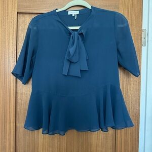 💙 1.State Blue Tie-Neck Bow Blouse – Women’s Size Small, Fully Lined